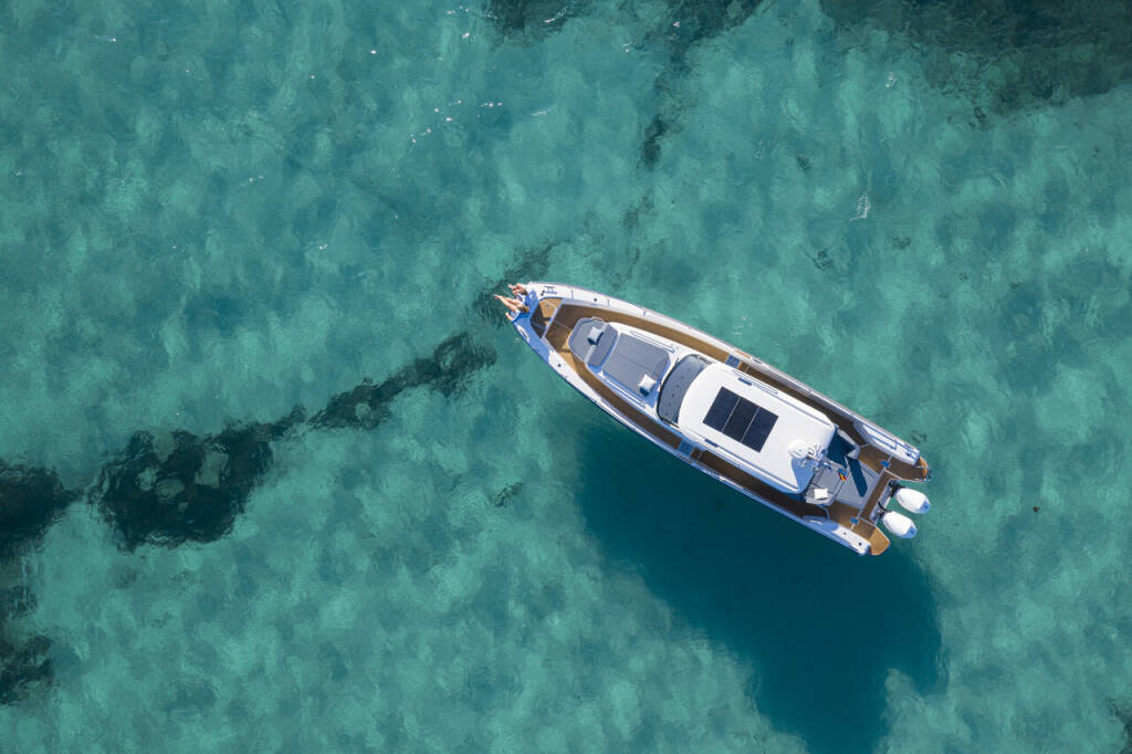Motorboot Nimbus T11 Ruddy