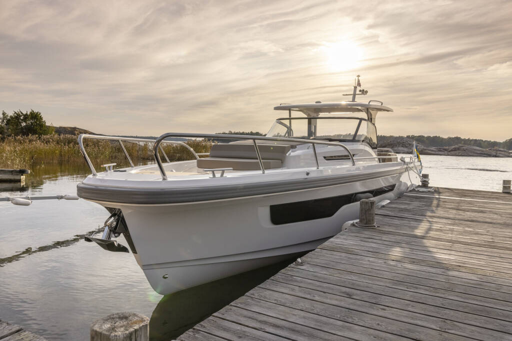 Motorboot Nimbus T11 Ruddy