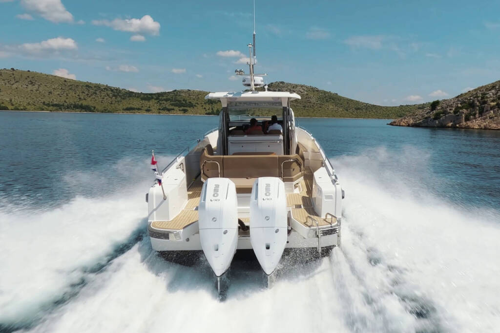 Motorboot Nimbus T11 Kali