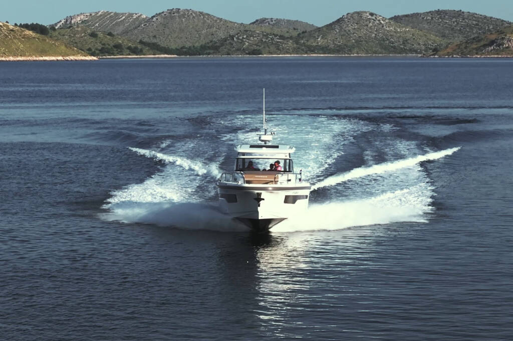 Motorboot Nimbus T11 Kali