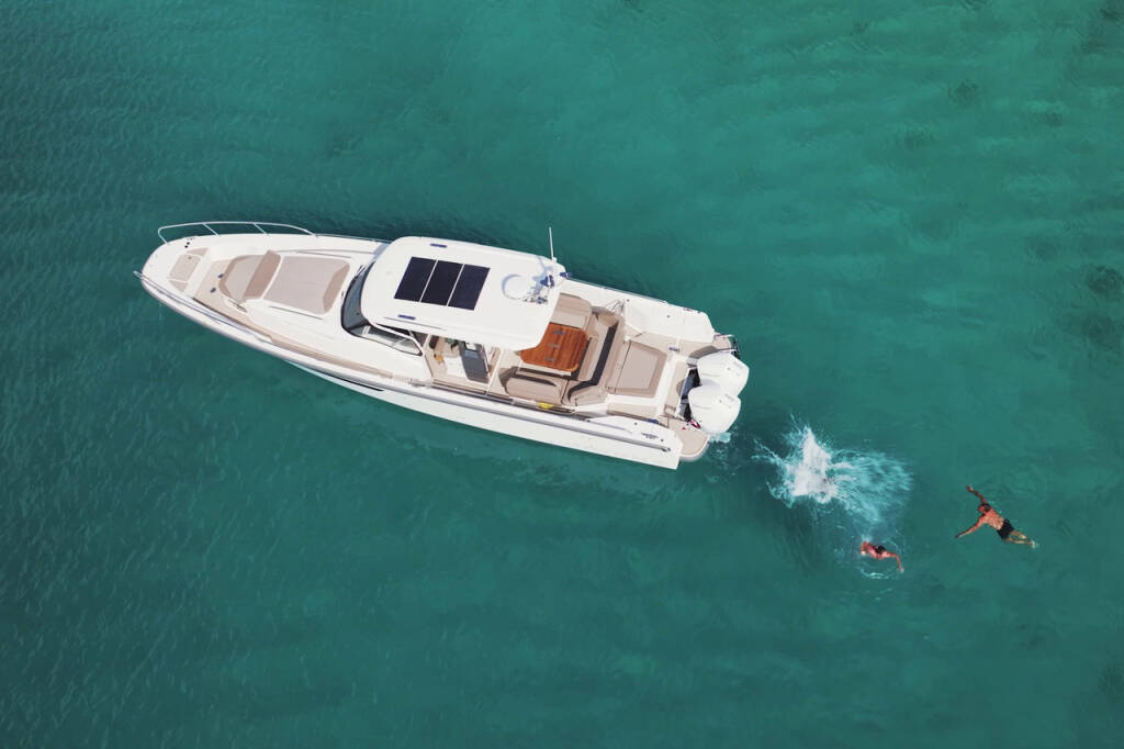Motorboot Nimbus T11 Kali