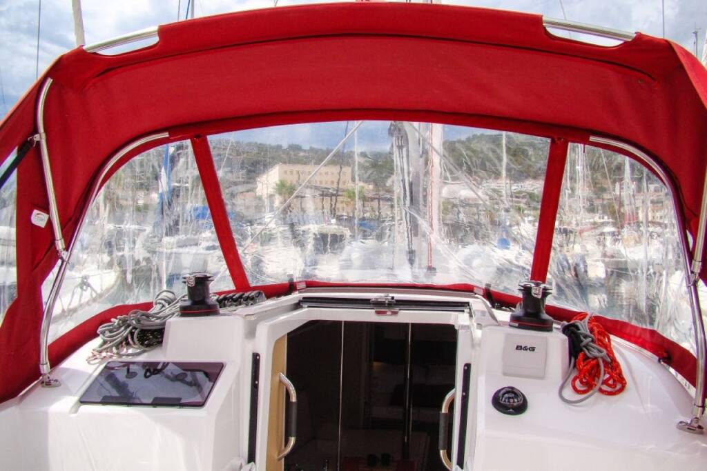 Segelyacht Oceanis 30.1 Mobula Zero