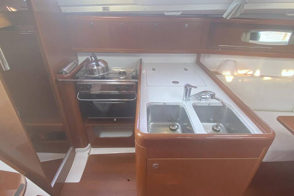 Segelyacht Oceanis 31 Sunshine