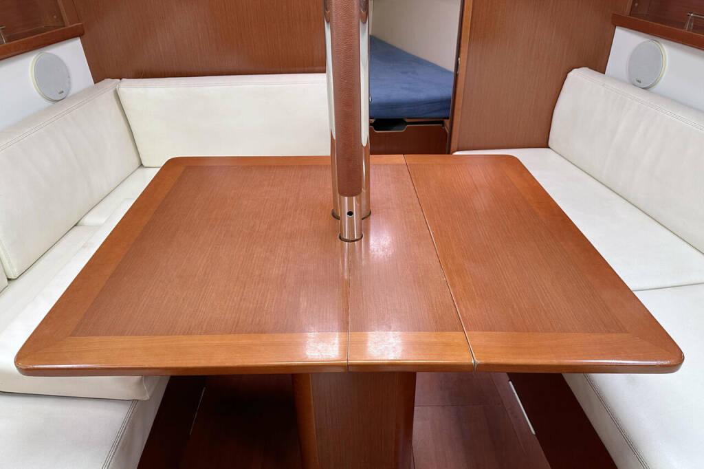 Segelyacht Oceanis 31 Sunshine