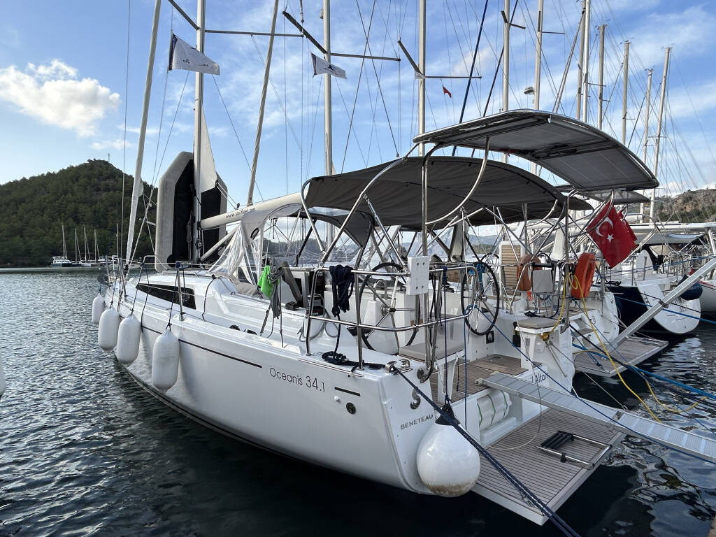 Segelyacht Oceanis 34.1 Sail Altair