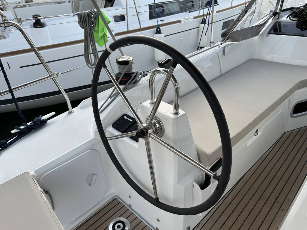 Segelyacht Oceanis 34.1 Sail Altair