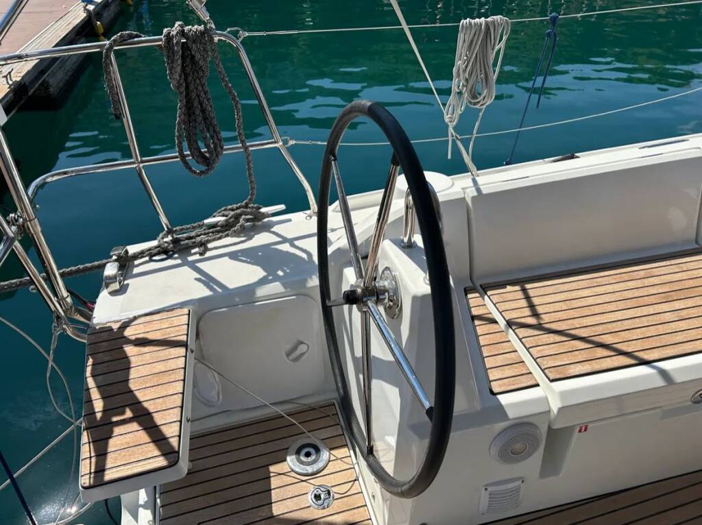 Oceanis 34.1 Sail Lynx