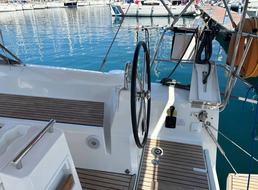 Oceanis 34.1 Sail Lynx