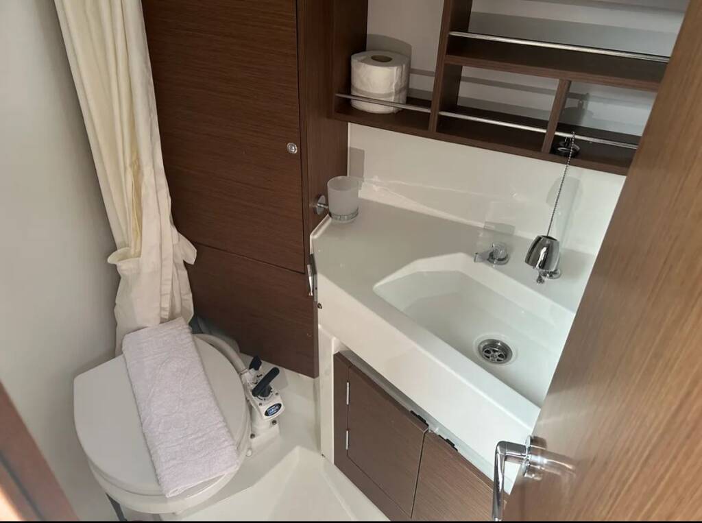 Oceanis 34.1 Sail Lynx