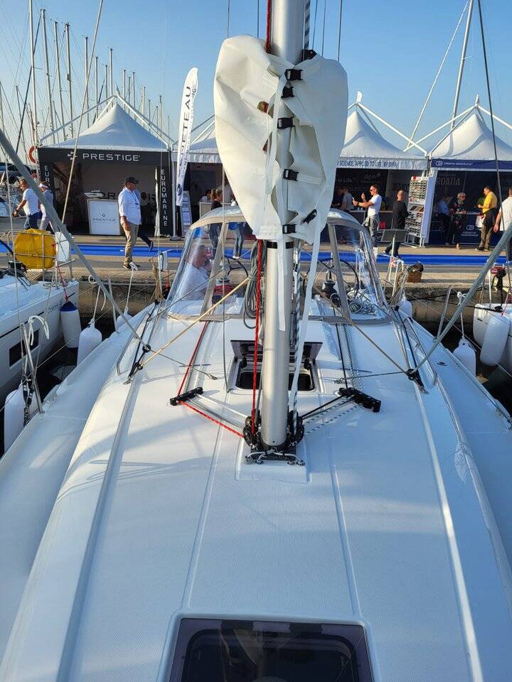 Segelyacht Oceanis 34.1 Sailing Spirit