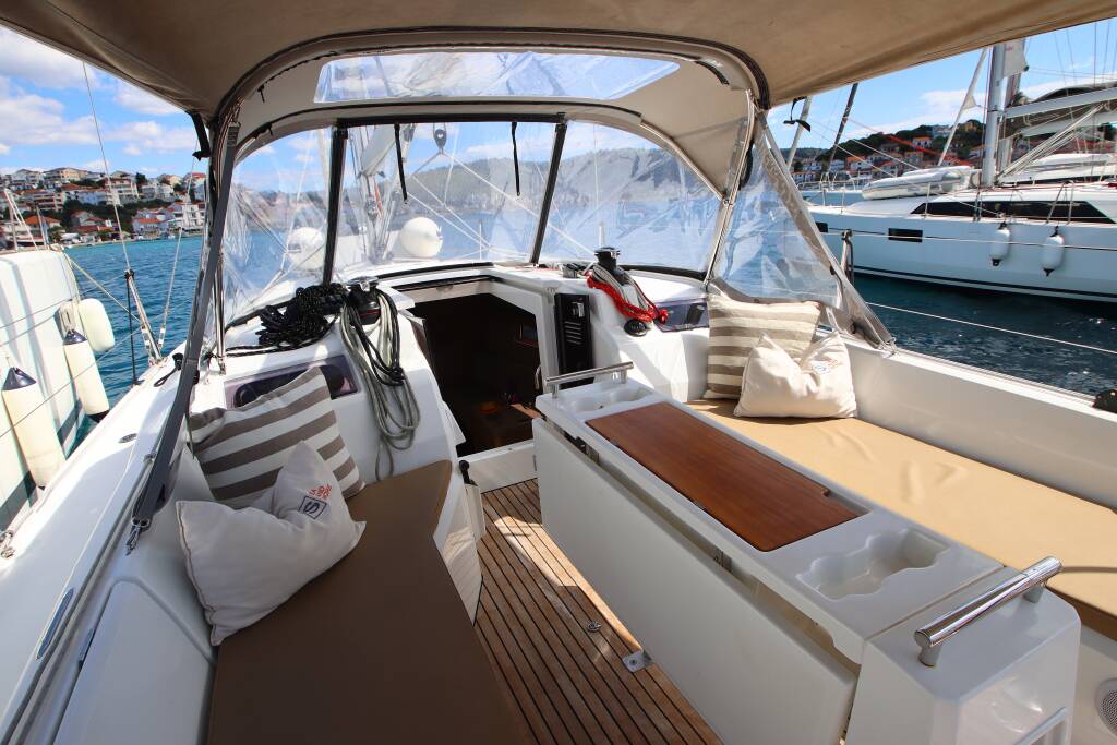 Oceanis 34.1 Ka Nani