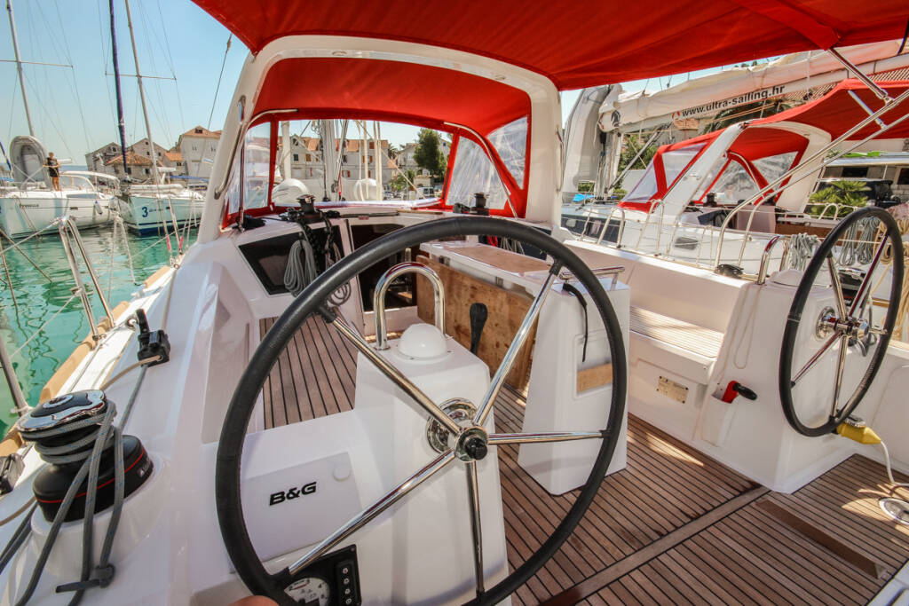 Segelyacht Oceanis 35 Mala Luna