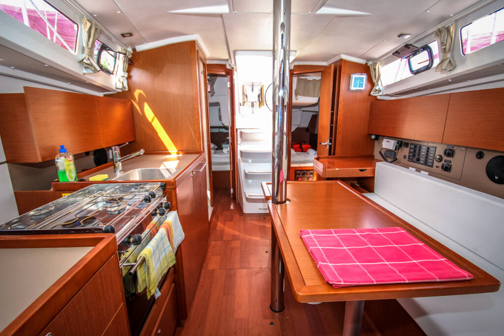 Segelyacht Oceanis 35 Mala Luna