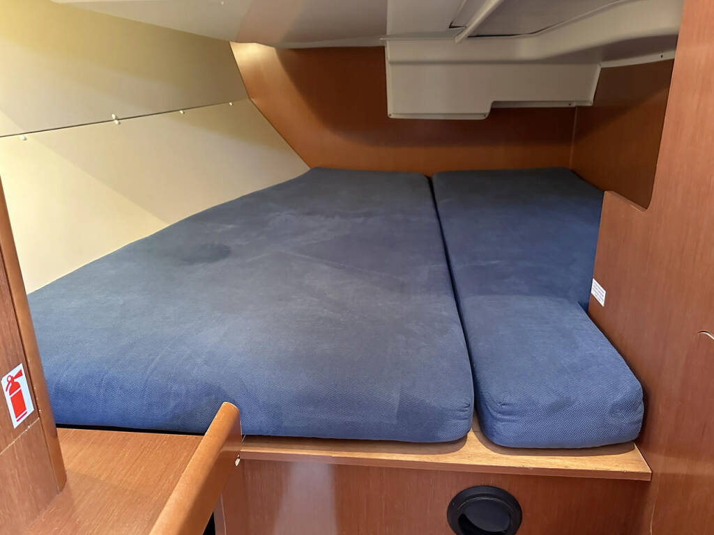 Segelyacht Oceanis 37 Summertime