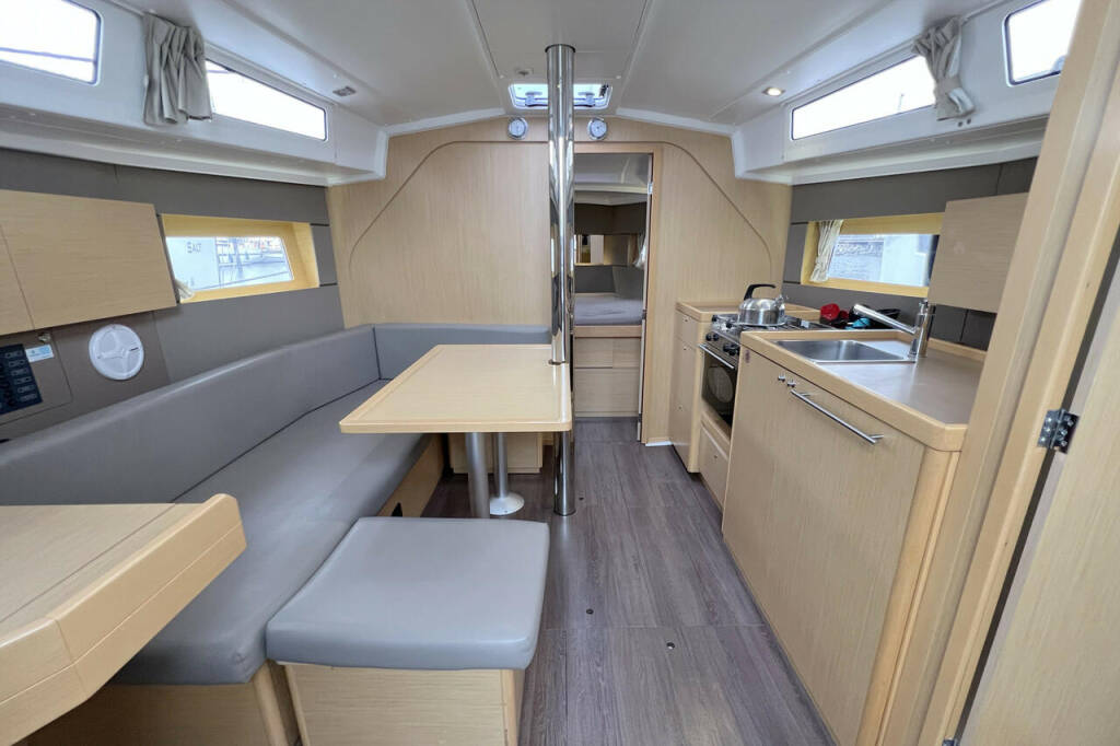 Segelyacht Oceanis 38 Ulysses