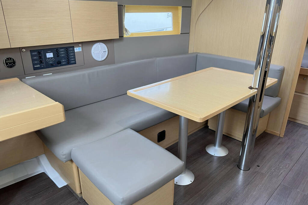 Segelyacht Oceanis 38 Ulysses