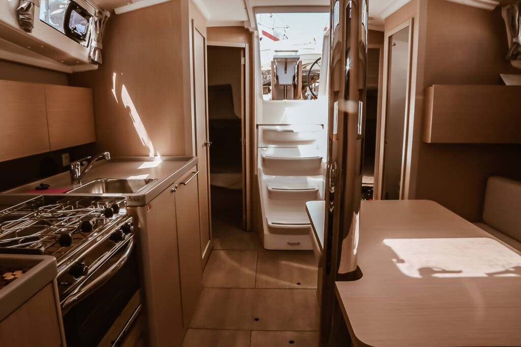 Segelyacht Oceanis 38.1 CLASS