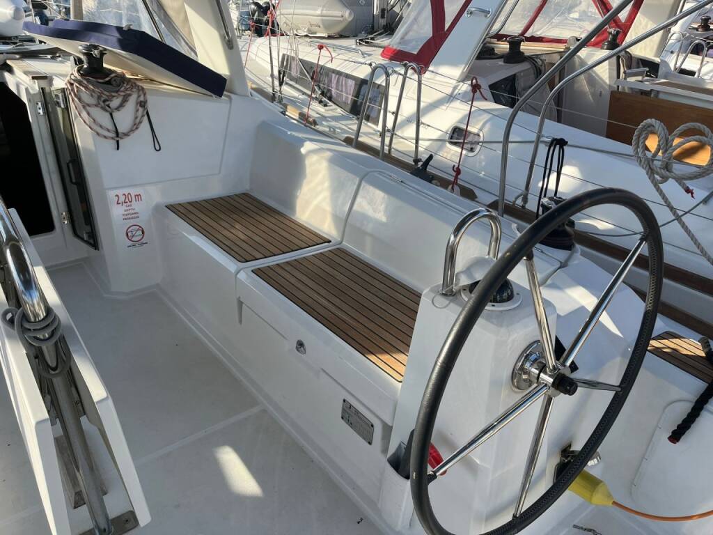 Segelyacht Oceanis 38.1 Sailor Mercury