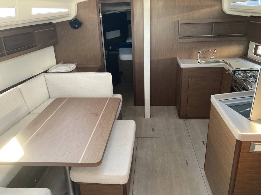 Segelyacht Oceanis 40.1 Dimitra