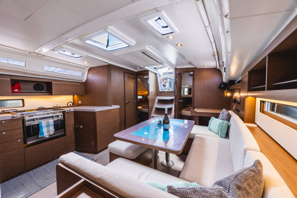 Segelyacht Oceanis 40.1 Elma