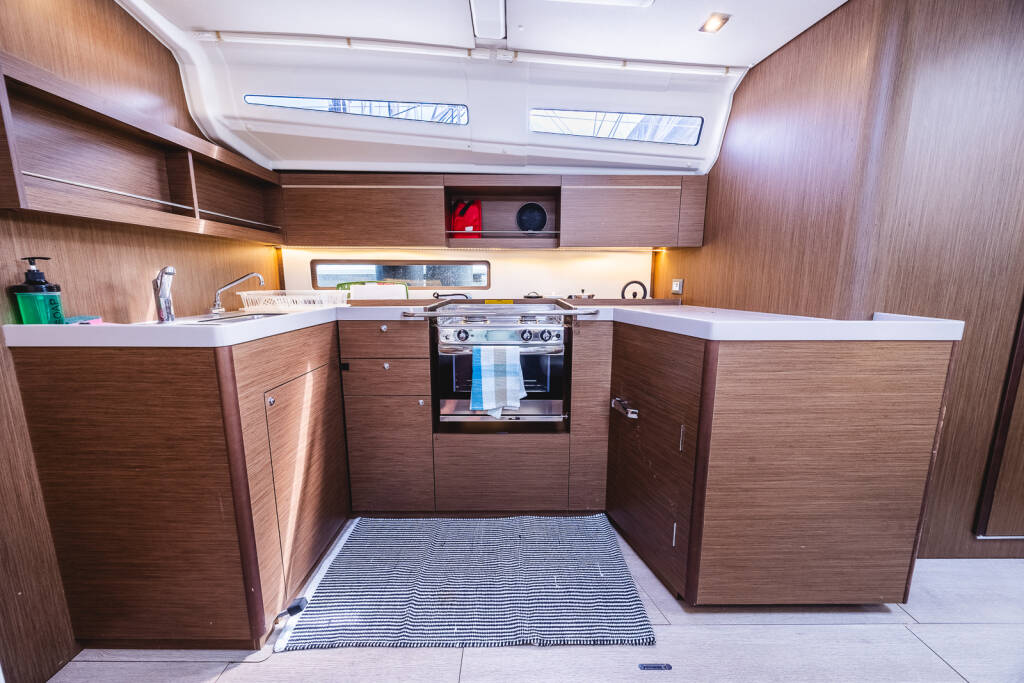 Segelyacht Oceanis 40.1 Elma