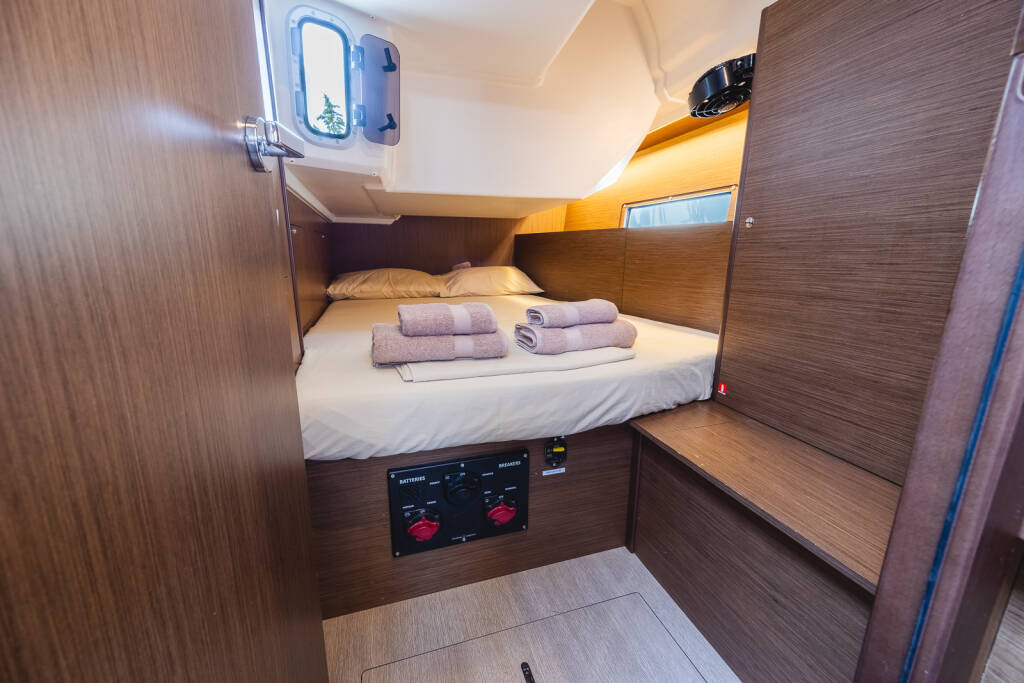 Segelyacht Oceanis 40.1 Elma