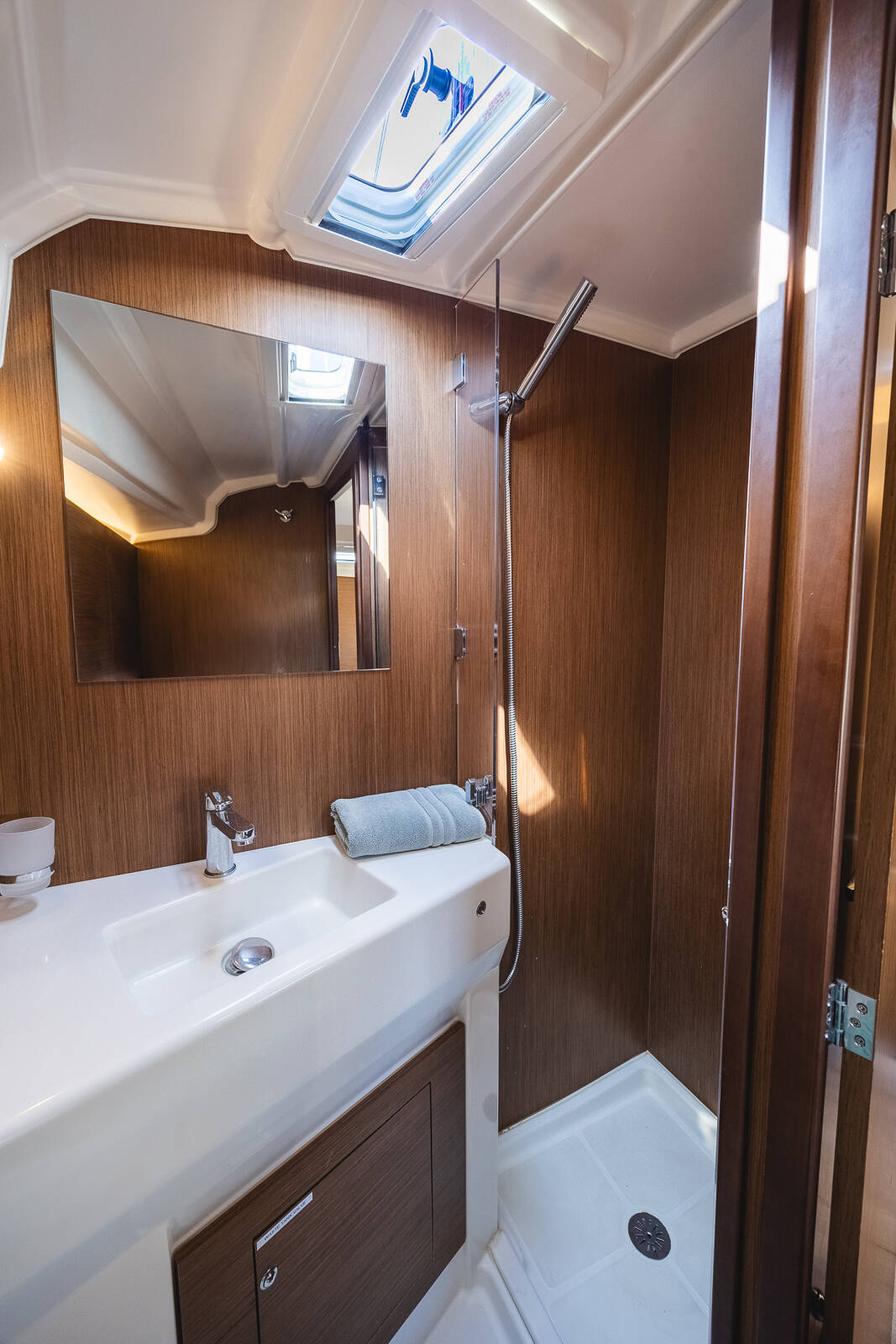 Segelyacht Oceanis 40.1 Elma
