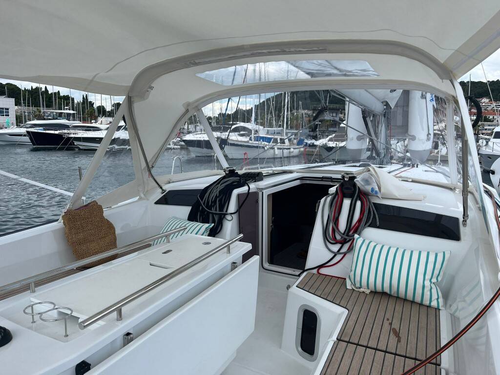 Segelyacht Oceanis 40.1 Cosmic Dancer