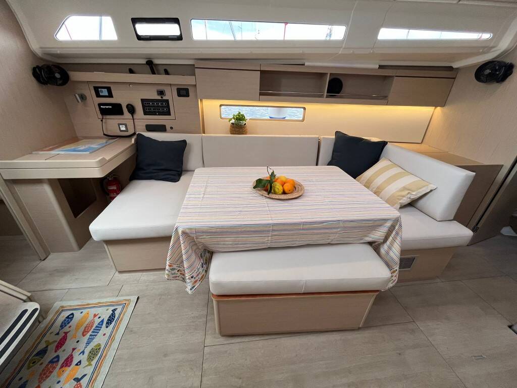 Segelyacht Oceanis 40.1 Cosmic Dancer