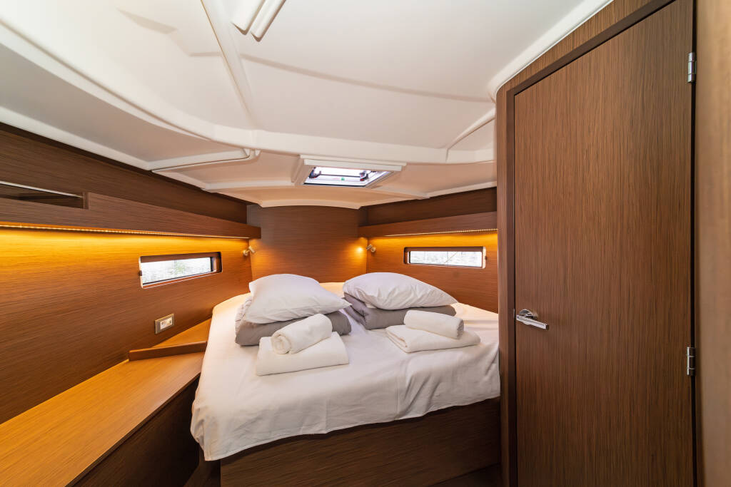Segelyacht Oceanis 40.1 First Touch
