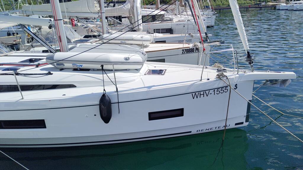 Sailing yacht Oceanis 40.1 