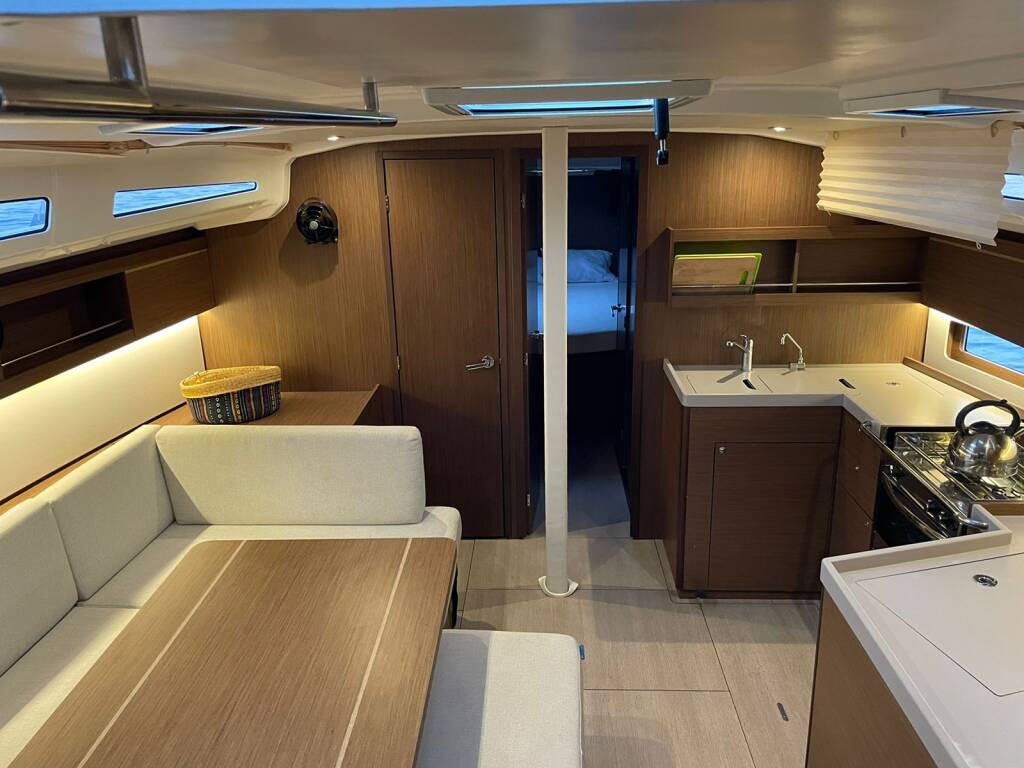 Segelyacht Oceanis 40.1 Aurora