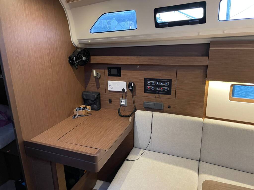 Segelyacht Oceanis 40.1 Aurora