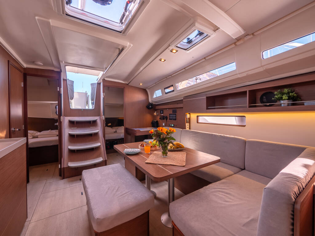 Oceanis 40.1 Mamma Mia