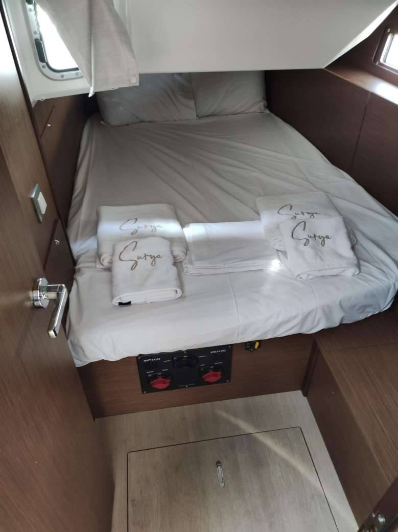 Segelyacht Oceanis 40.1 Surya
