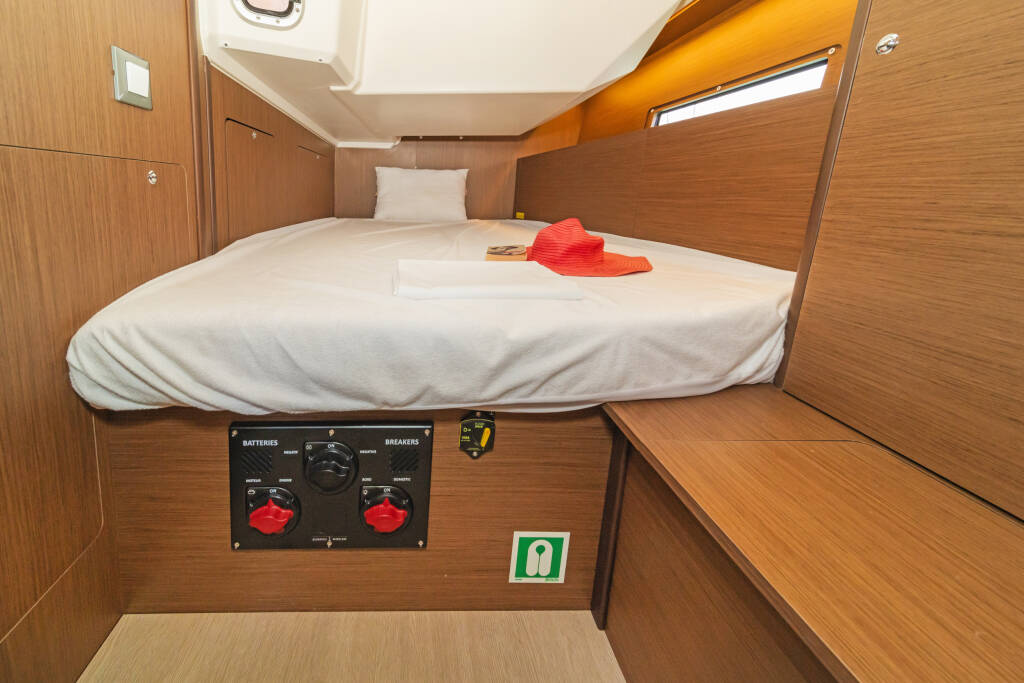 Segelyacht Oceanis 40.1 Ariadne