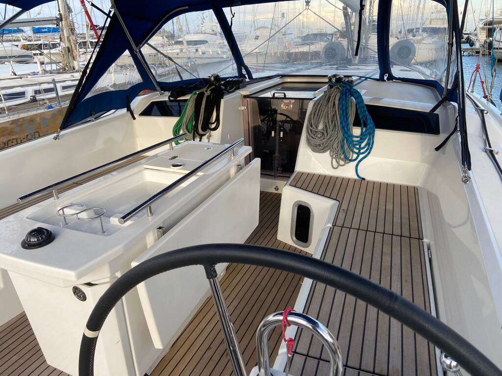Segelyacht Oceanis 40.1 Loreste