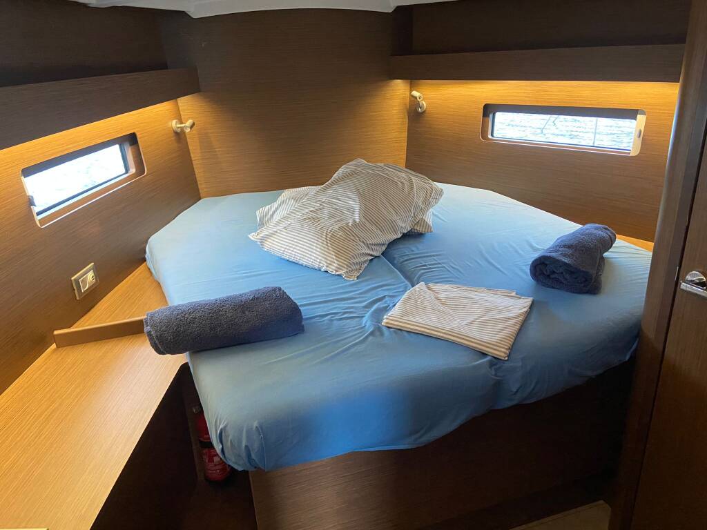 Segelyacht Oceanis 40.1 Loreste