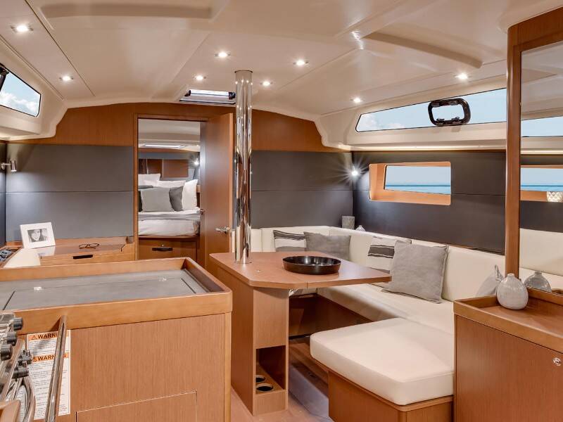 Segelyacht Oceanis 41.1 Dalmatinka