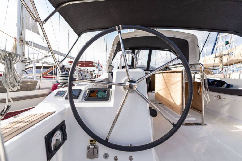 Segelyacht Oceanis 41.1 Elena