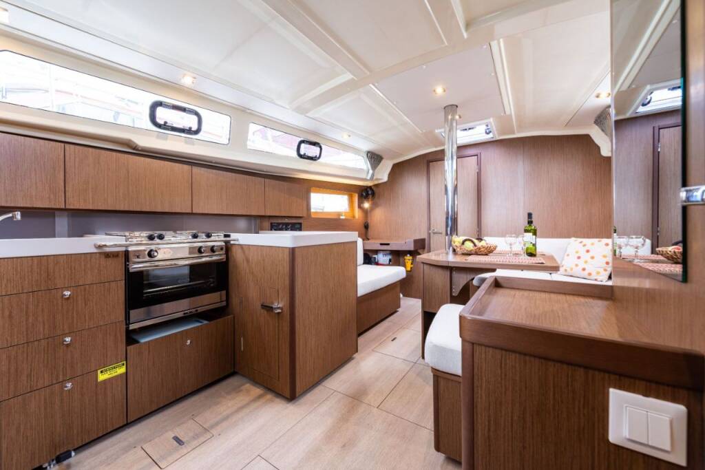 Segelyacht Oceanis 41.1 Elena