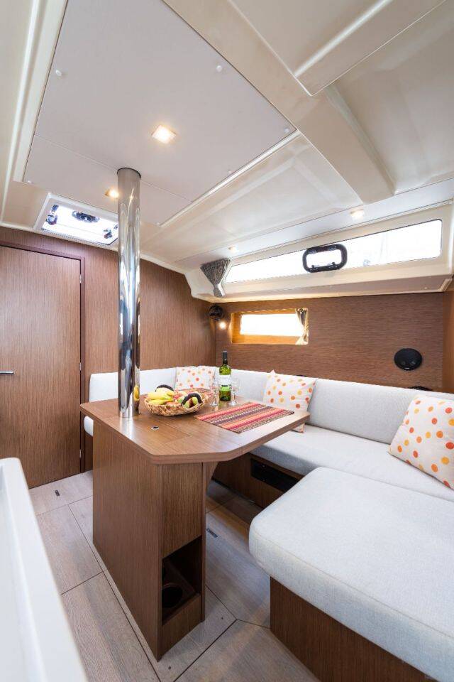 Segelyacht Oceanis 41.1 Elena