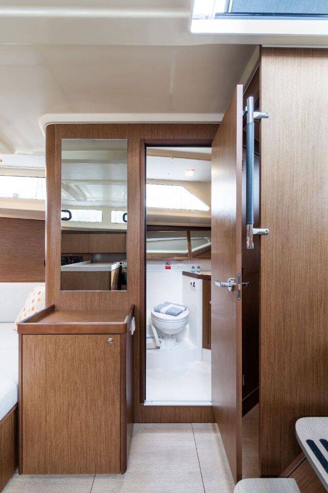 Segelyacht Oceanis 41.1 Elena