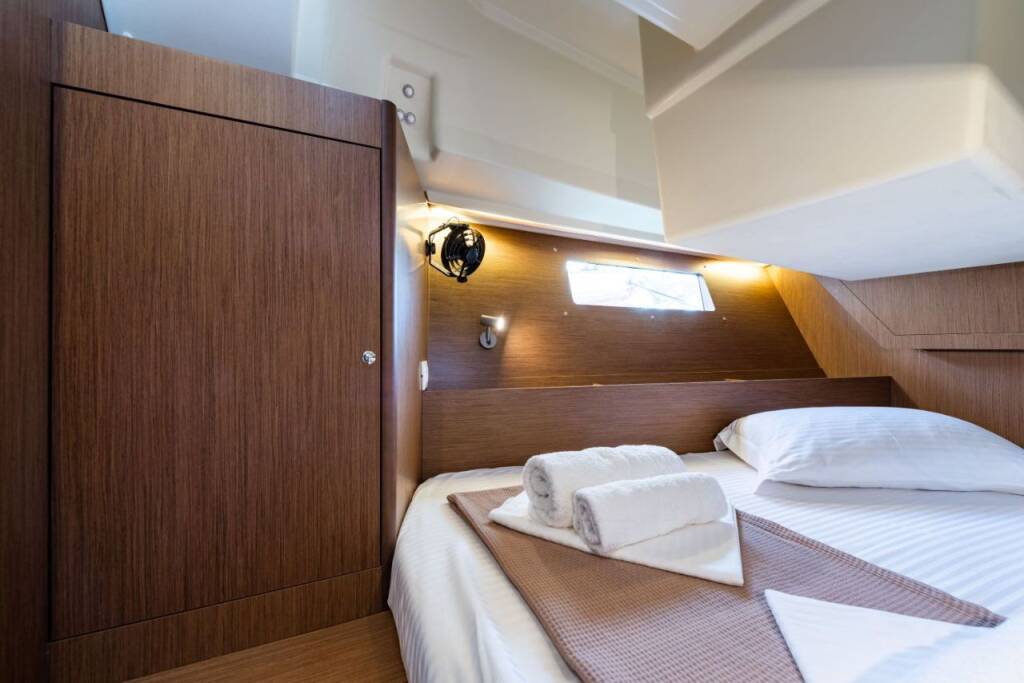 Segelyacht Oceanis 41.1 Elena