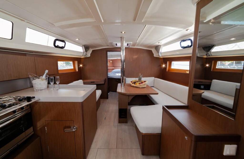 Oceanis 41.1 Sail Orion