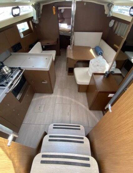 Oceanis 41.1 Alma Libre V