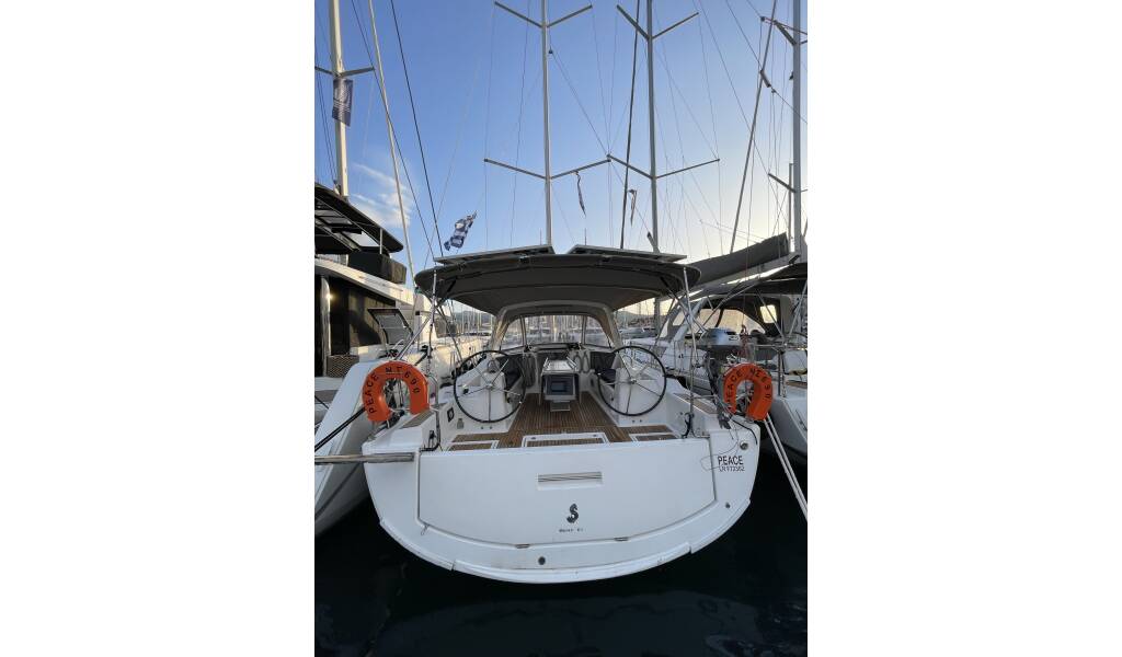 Oceanis 41.1 Peace