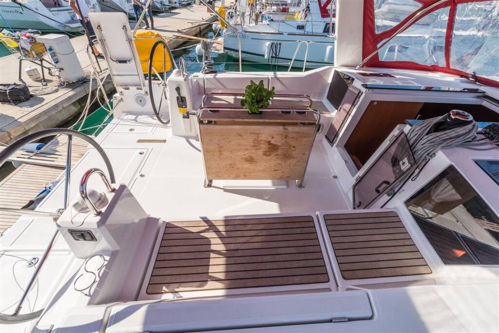 Segelyacht Oceanis 41.1 Sparkling
