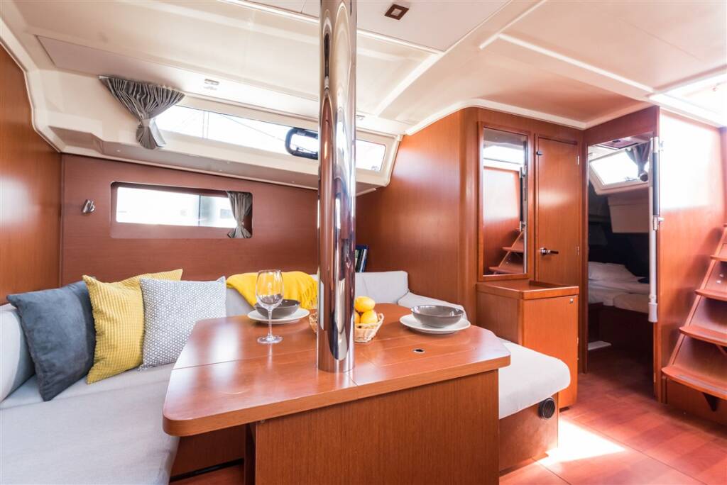 Segelyacht Oceanis 41.1 Sparkling