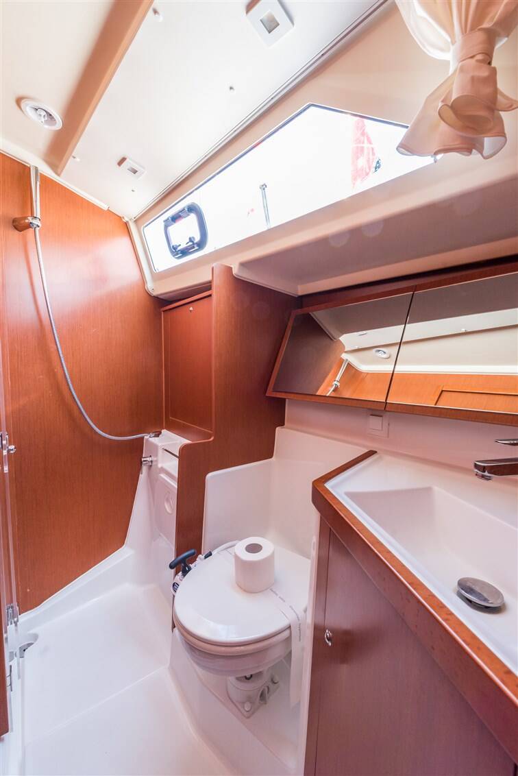 Segelyacht Oceanis 41.1 Sparkling